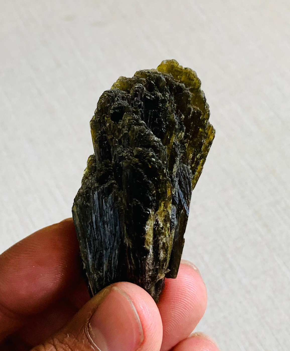 /storage/photos/1/Products/epidote.jpeg